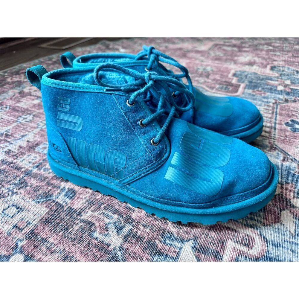 UGG Neumel Men's Chukka Boots Size 10‎ Graphic Outline Casual